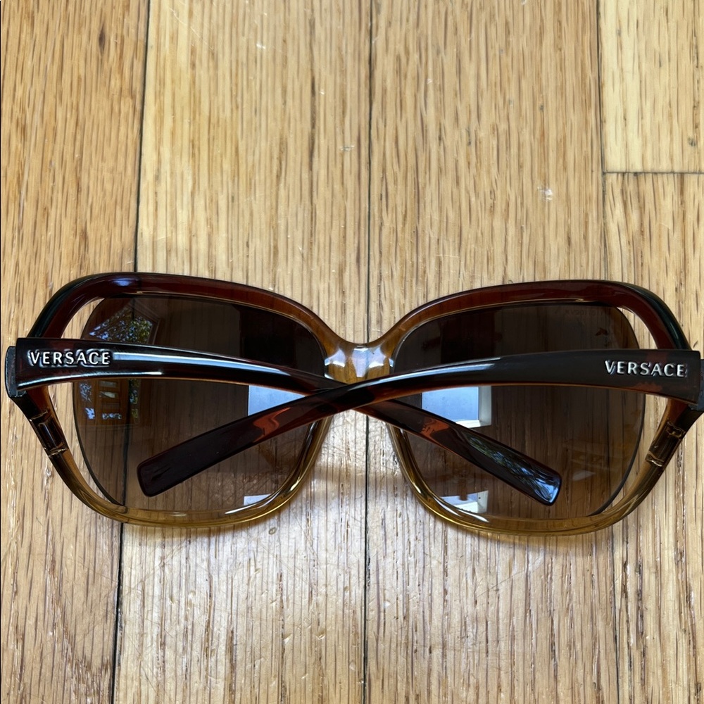 Versace Oversized Brown Gradient Women's Sunglasses w/ Case & Box - Picture 2 of 6